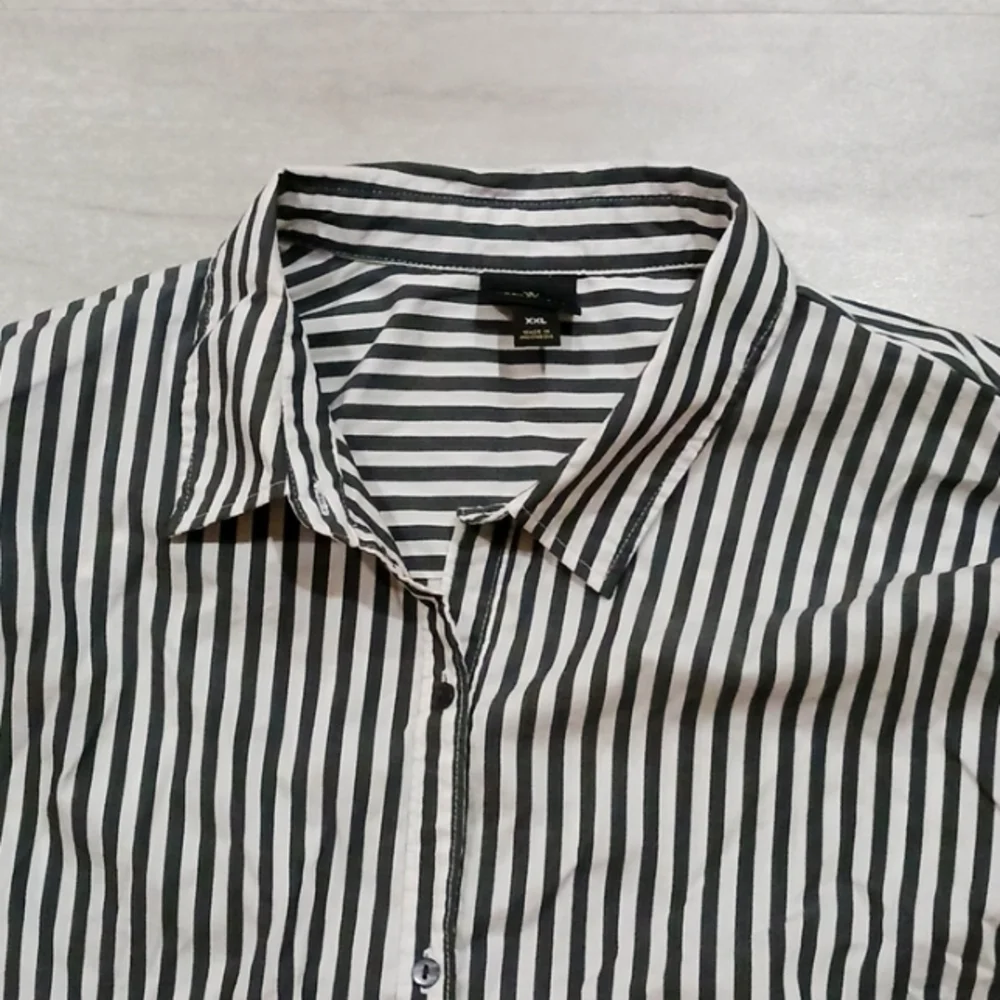 Worthington Women's Easy Care Button Up Collar Long Sleeve Shirt. Size 2xl. - Picture 5 of 12